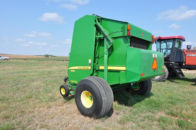 Image of John Deere 568 equipment image 1