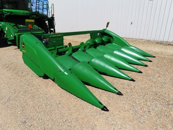 Image of John Deere 606C Primary image