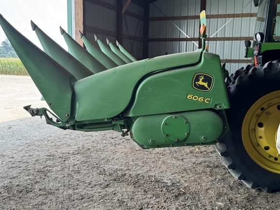 Image of John Deere 606C Primary image