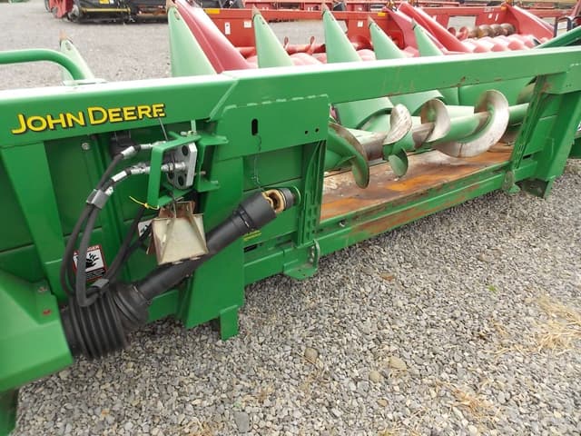 Image of John Deere 606C equipment image 3