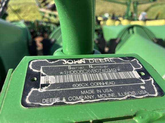 Image of John Deere 606C equipment image 1