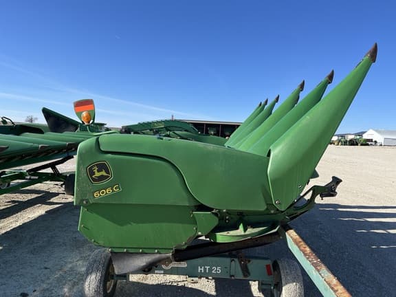 Image of John Deere 606C Primary image