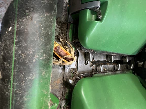 Image of John Deere 606C equipment image 2