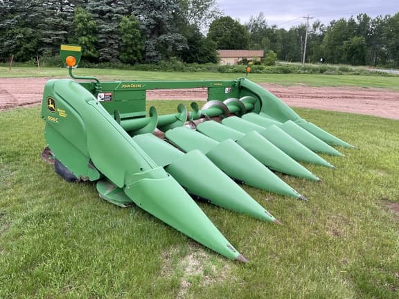 Image of John Deere 606C Primary image