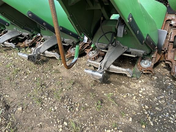Image of John Deere 608C equipment image 3