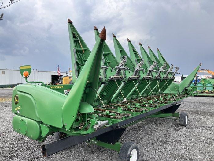 Main image John Deere 608C