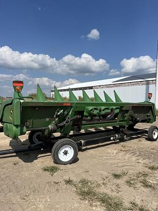 Image of John Deere 608C equipment image 1