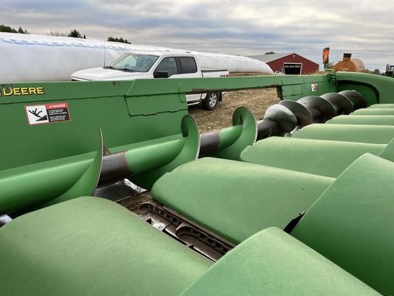 Image of John Deere 608C equipment image 4