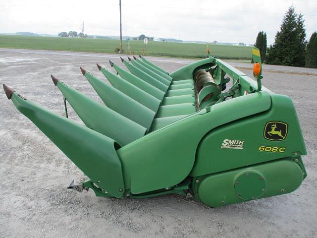 Image of John Deere 608C equipment image 4