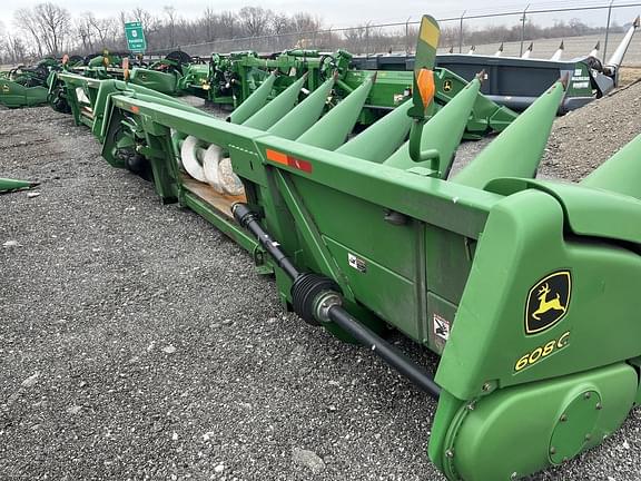 Image of John Deere 608C equipment image 2