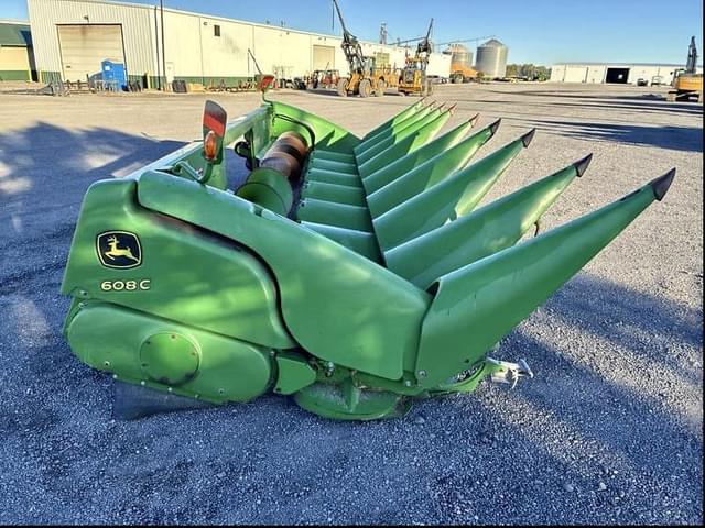Image of John Deere 608C equipment image 1