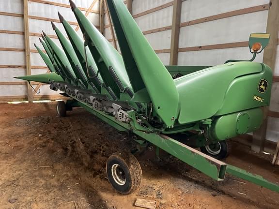 Image of John Deere 608C equipment image 1