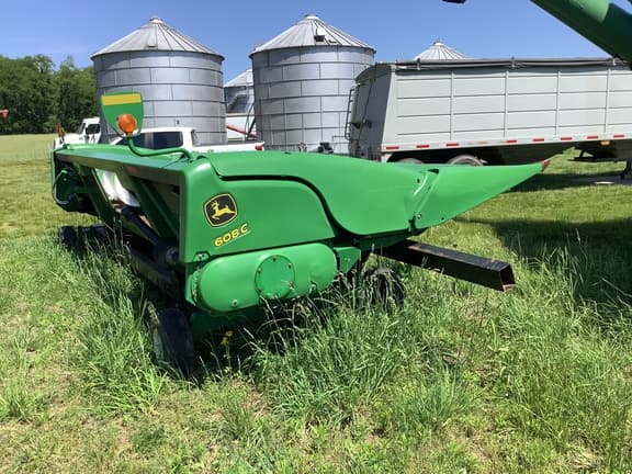 Image of John Deere 608C equipment image 3