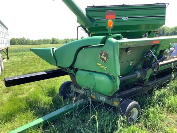 Image of John Deere 608C equipment image 4