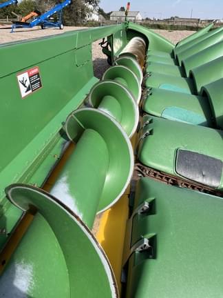 Image of John Deere 608C equipment image 4