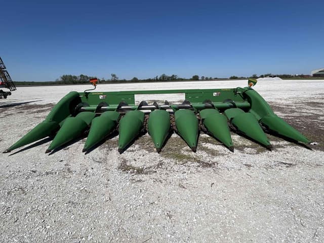 Image of John Deere 608C equipment image 2