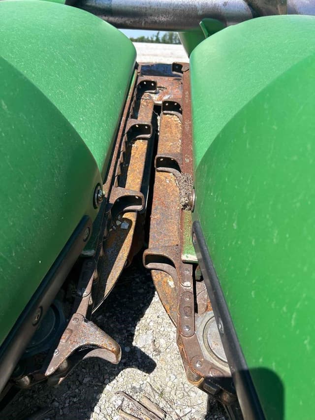 Image of John Deere 608C equipment image 3