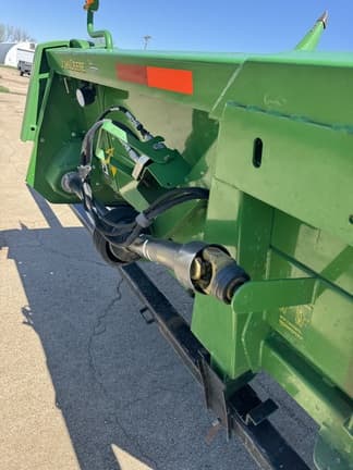 Image of John Deere 608C equipment image 4