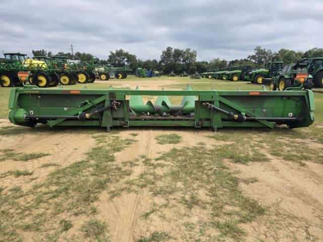 Image of John Deere 608C equipment image 3