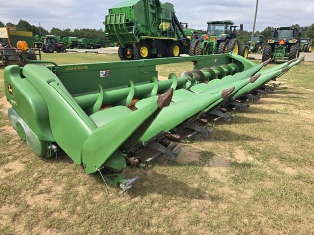 Image of John Deere 608C equipment image 2