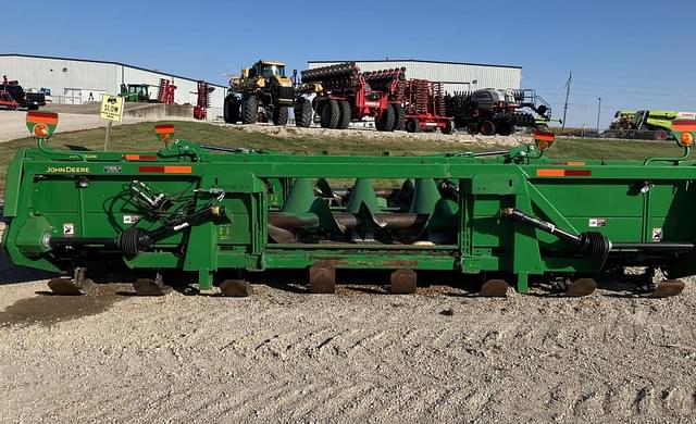 Image of John Deere 608C equipment image 1