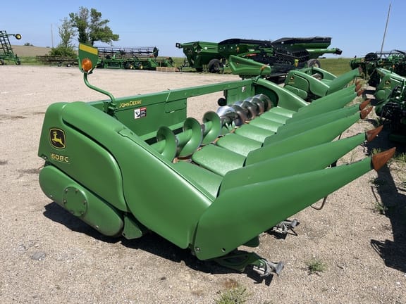 Main image John Deere 608C