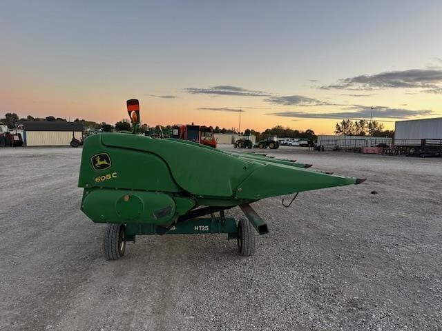 Image of John Deere 608C equipment image 3