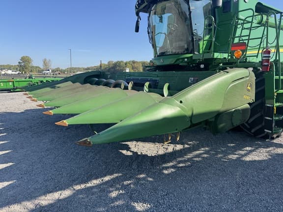 Image of John Deere 608C Primary image