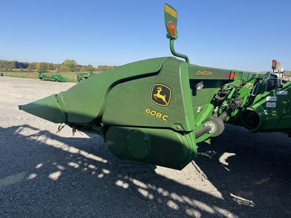 Image of John Deere 608C equipment image 3