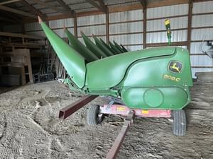 2011 John Deere 608C Image