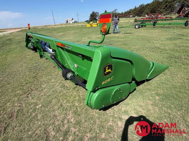Image of John Deere 608C equipment image 3