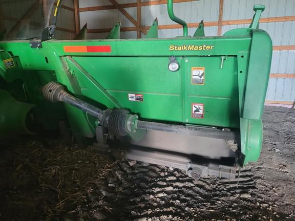 Image of John Deere 608C equipment image 3