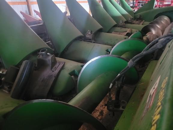 Image of John Deere 608C equipment image 1