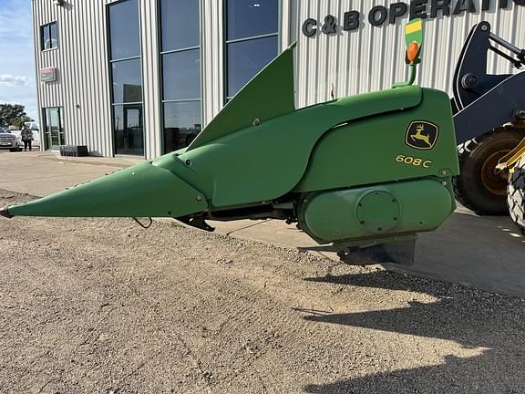 Image of John Deere 608C equipment image 2