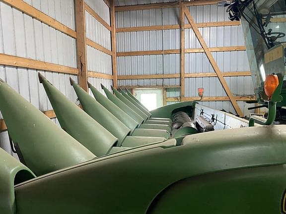 Image of John Deere 608C equipment image 1