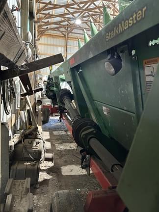 Image of John Deere 608C equipment image 3