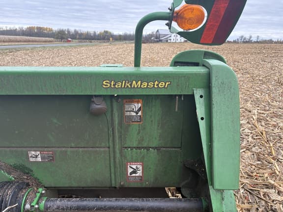 Image of John Deere 608C equipment image 4