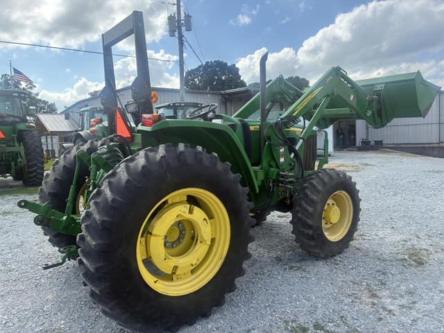 Image of John Deere 6100D equipment image 4