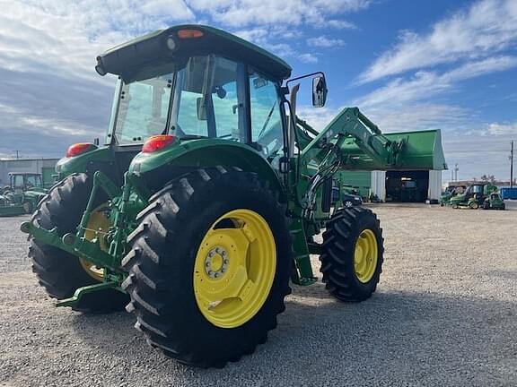 Image of John Deere 6100D equipment image 4