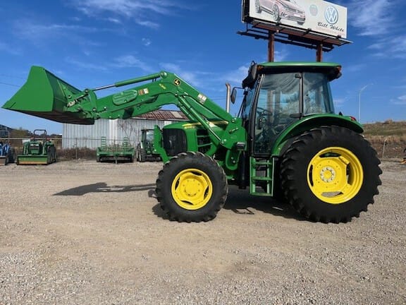 Main image John Deere 6100D
