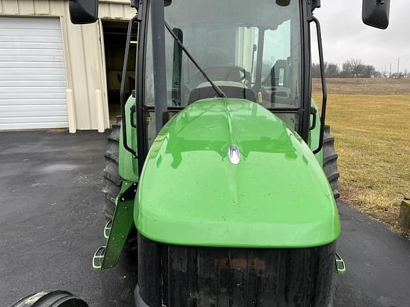 Image of John Deere 6100D equipment image 3