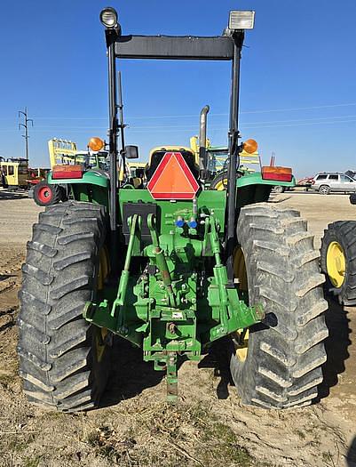 Image of John Deere 6100D equipment image 2