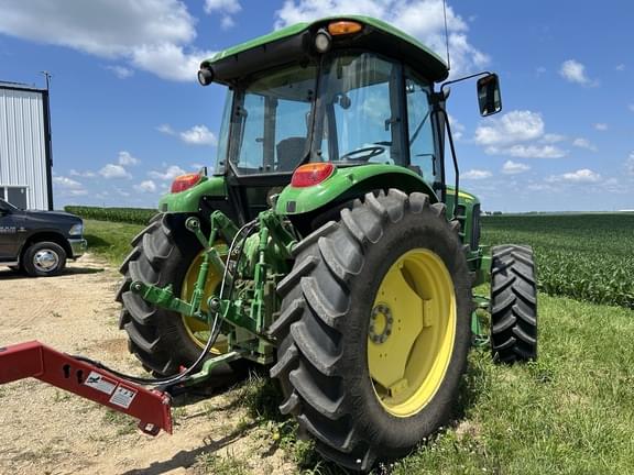 Image of John Deere 6115D equipment image 4