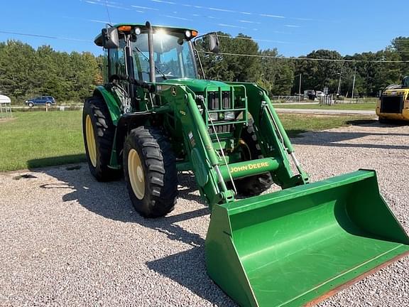 Image of John Deere 6115D equipment image 3