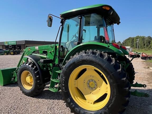 Image of John Deere 6115D equipment image 4