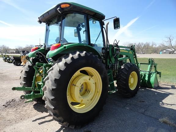 Image of John Deere 6115D equipment image 4