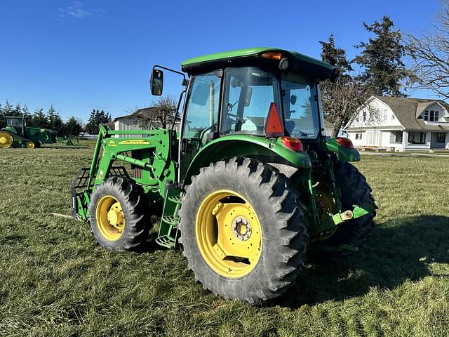 Image of John Deere 6115D equipment image 2