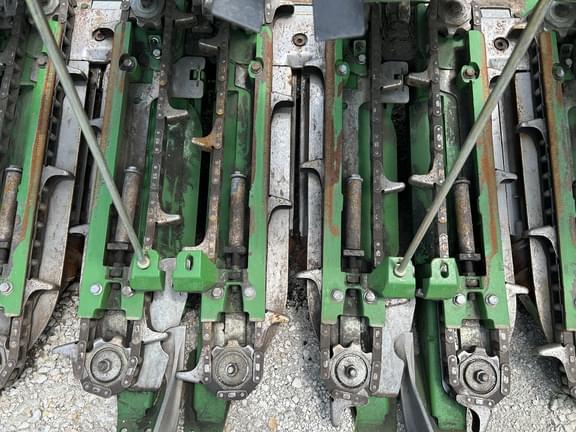 Image of John Deere 612C equipment image 4