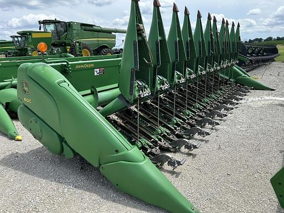 Image of John Deere 612C equipment image 3