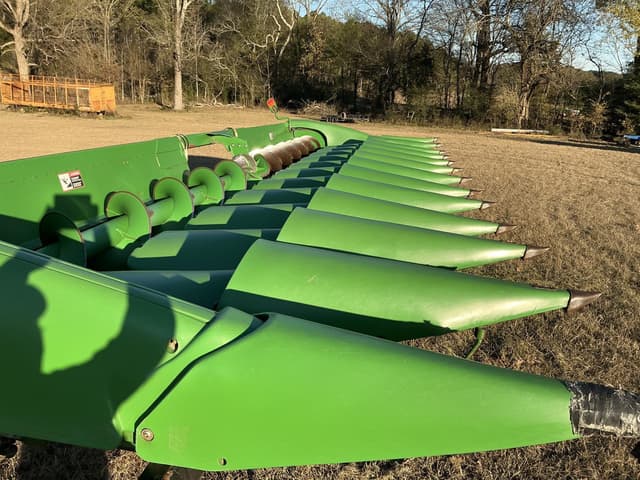 Image of John Deere 612C equipment image 2